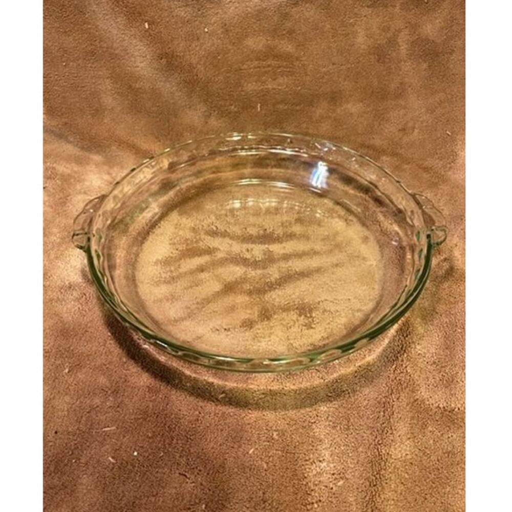 Vintage Pyrex 9.5" Deep Dish Pie Plate (229), Crimped Edges, Fluted Handles